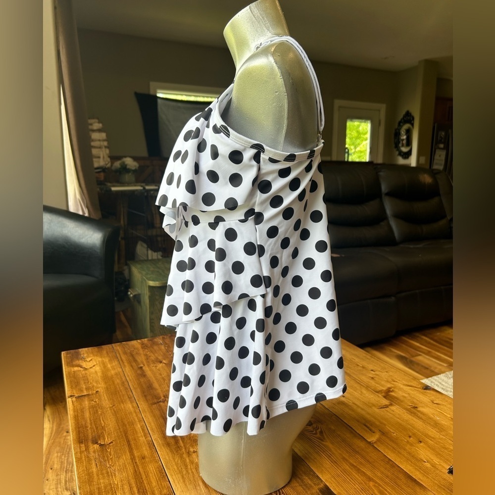 NWOT Swim Top - Picture 2 of 5